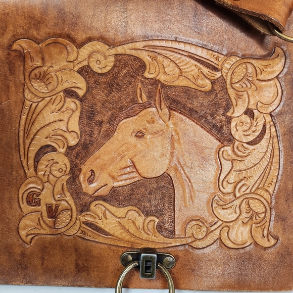 Vintage 1960s Mexican Tooled Leather Horse Lily Floral Crossbody Handbag Purse - Picture 2 of 12
